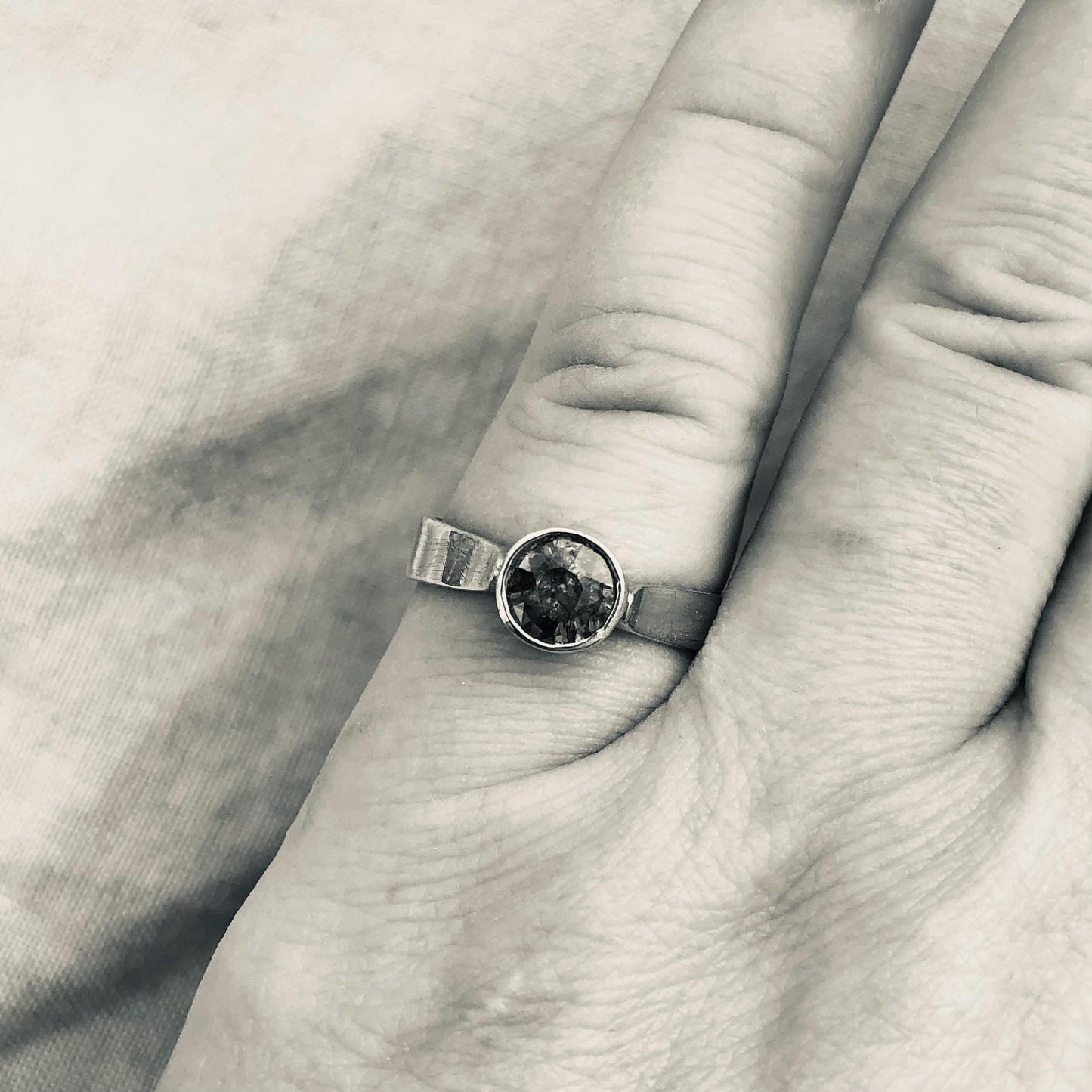 Natural earth-mined sapphire ring in argentium sterling silver // U.S. size 7 3/4 // Alternative engagement // September birthstone ring