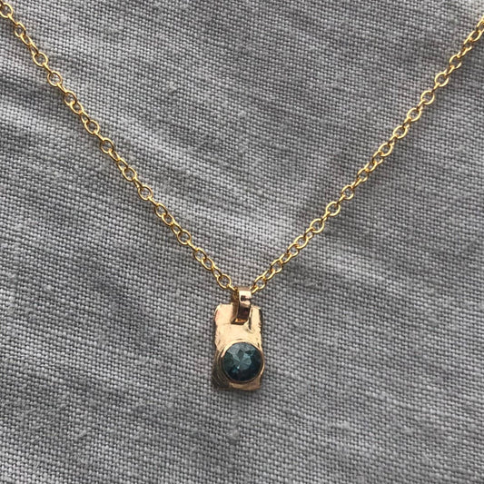 Solid gold blue sapphire pendant // Natural earth-mined sapphire pendant