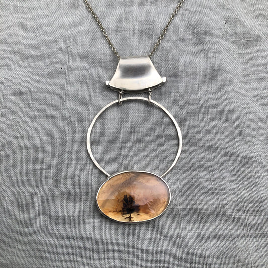 Dendritic agate statement necklace // Peach colored dendritic agate pendant