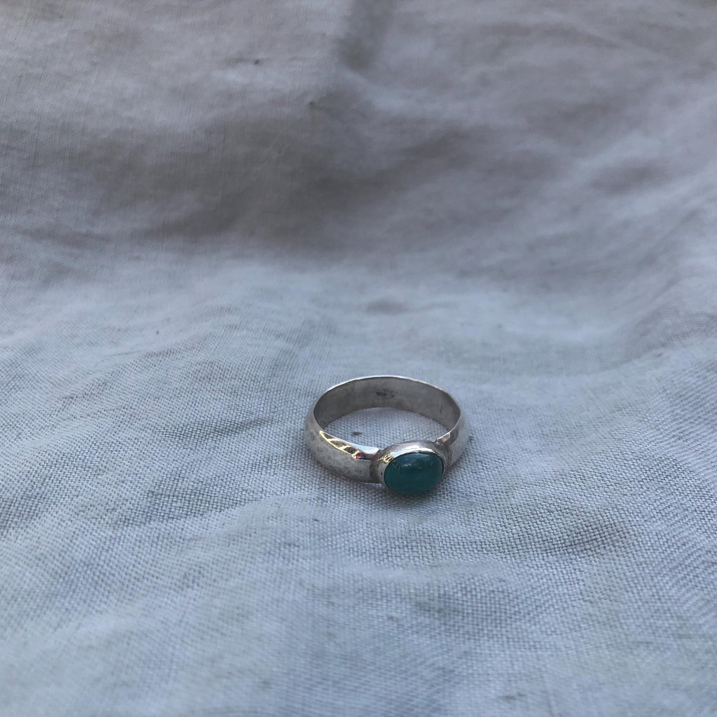 Paraiba blue tourmaline ring in argentium sterling silver, U.S. size 11
