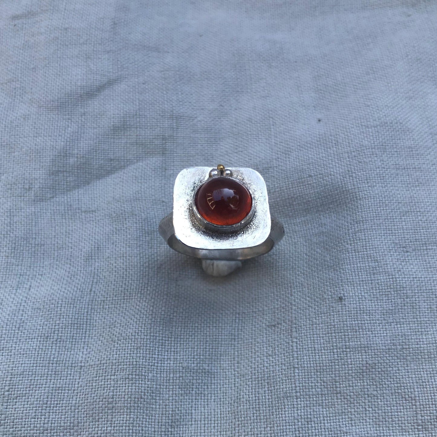 Fanta garnet ring in argentium silver and 24K gold, U.S. size 6 1/4