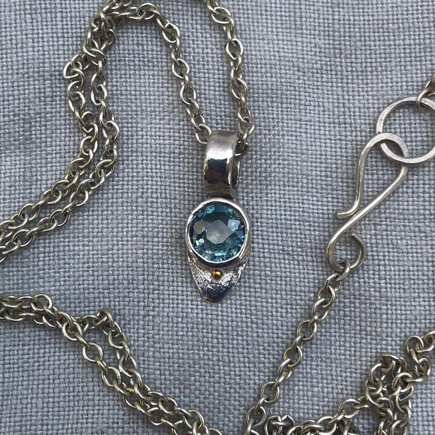 Natural earth-mined sapphire pendant with 24K gold dot in argentium sterling silver