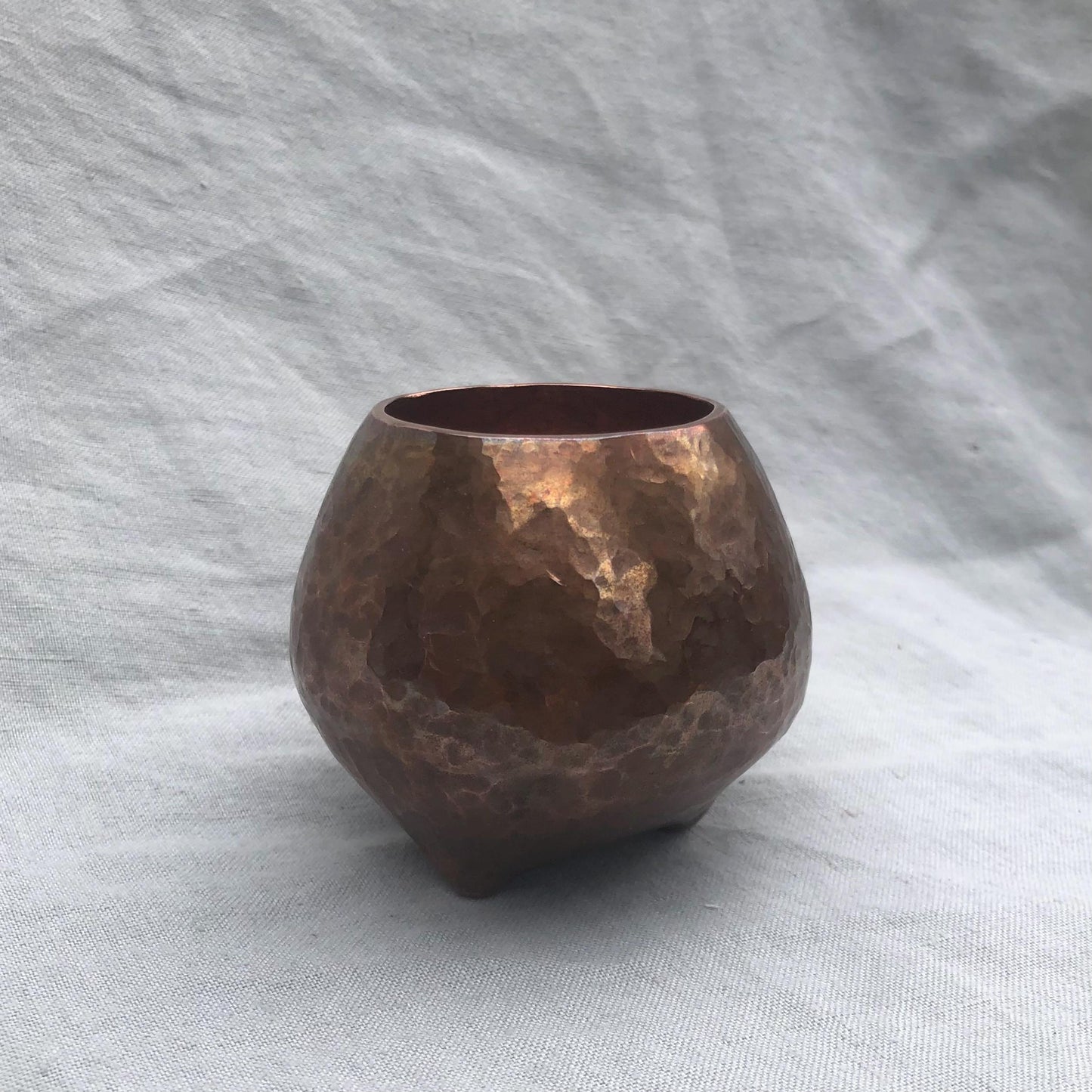 Hammered copper pot // Small hammered copper planter // Fat Pot no. 2