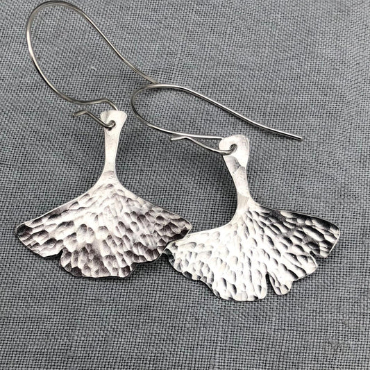 Ginkgo leaf earrings in hammered argentium sterling silver // Botanical earrings