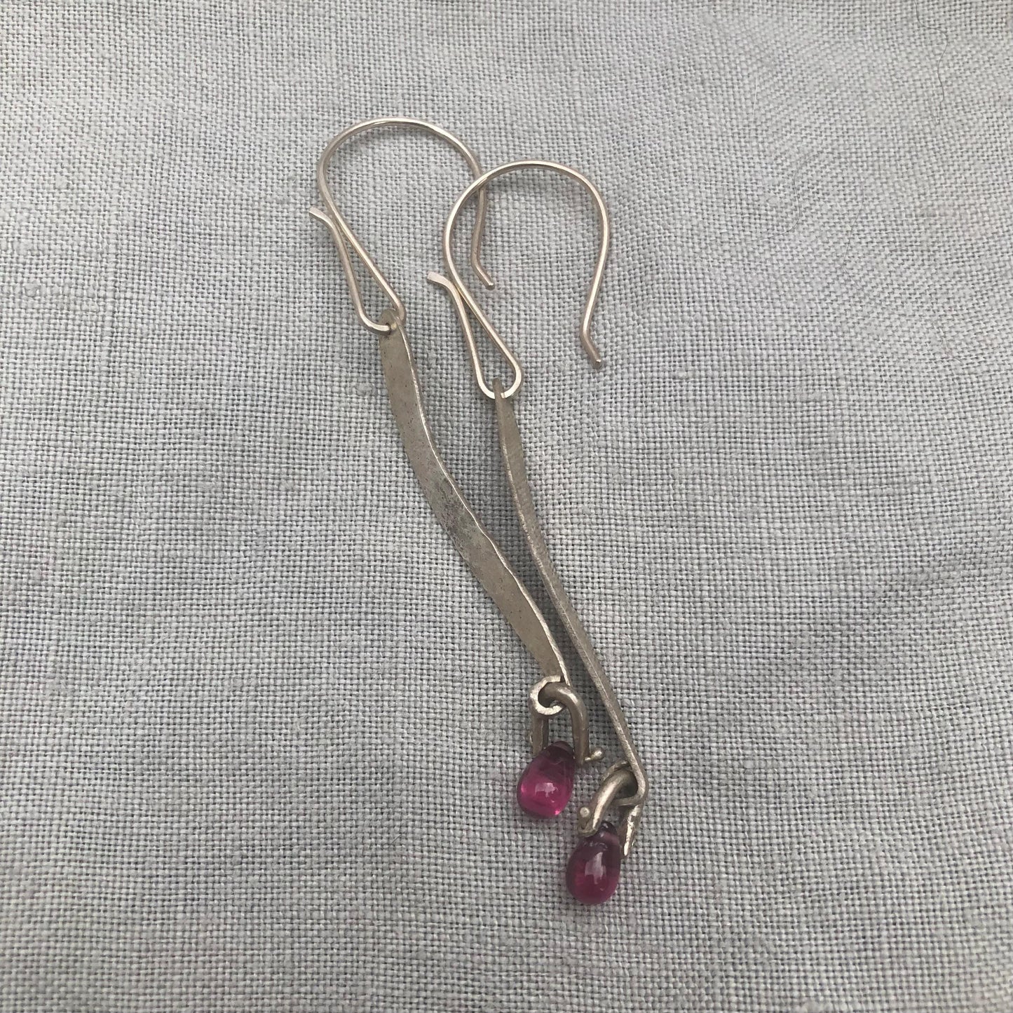 Garnet statement earrings in argentium sterling silver // Rhodolite garnet earrings