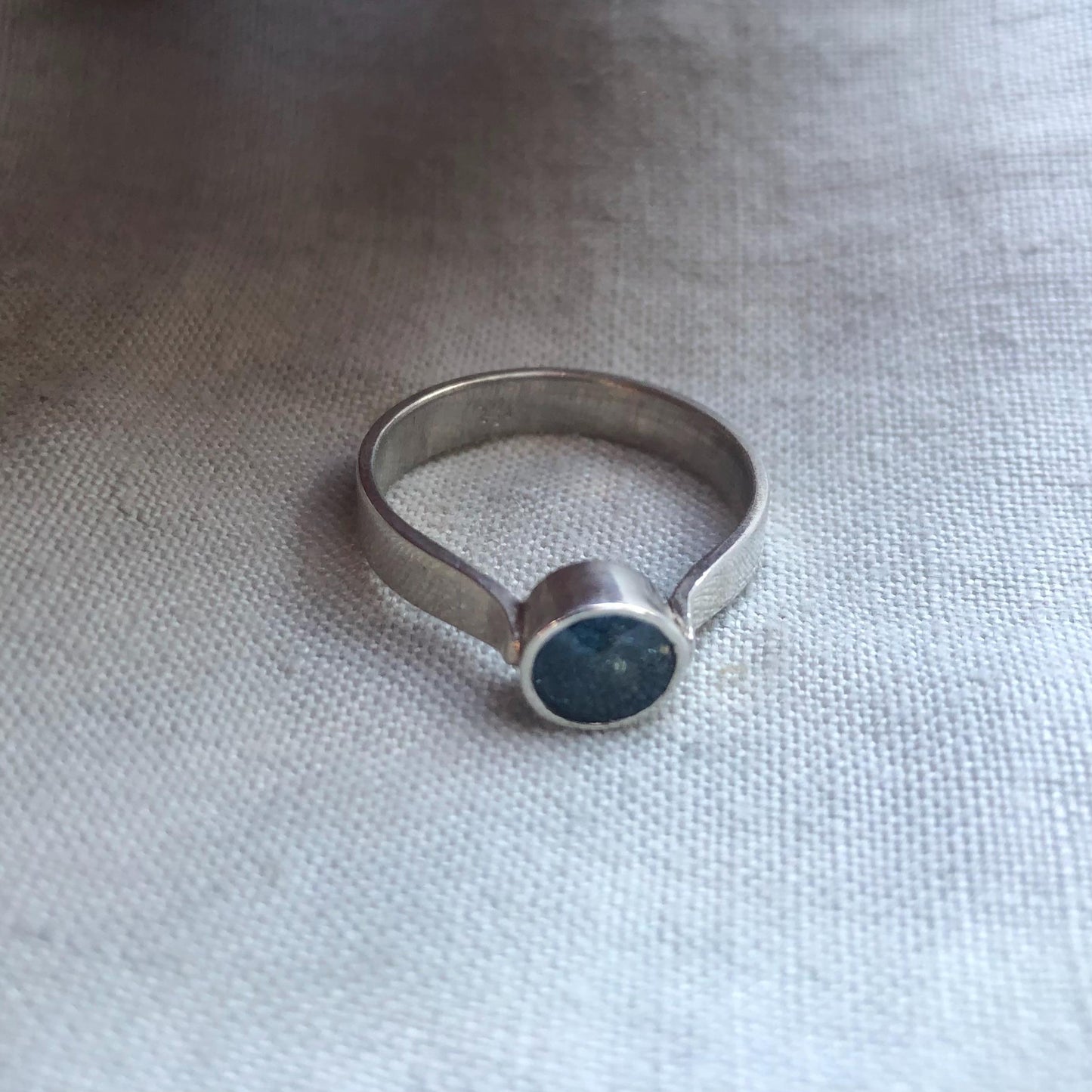 Natural earth-mined sapphire ring in argentium sterling silver // U.S. size 7 3/4 // Alternative engagement // September birthstone ring