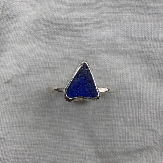 Electric blue sea glass ring in argentium sterling silver // Found beach glass ring // U.S. size 7 1/2
