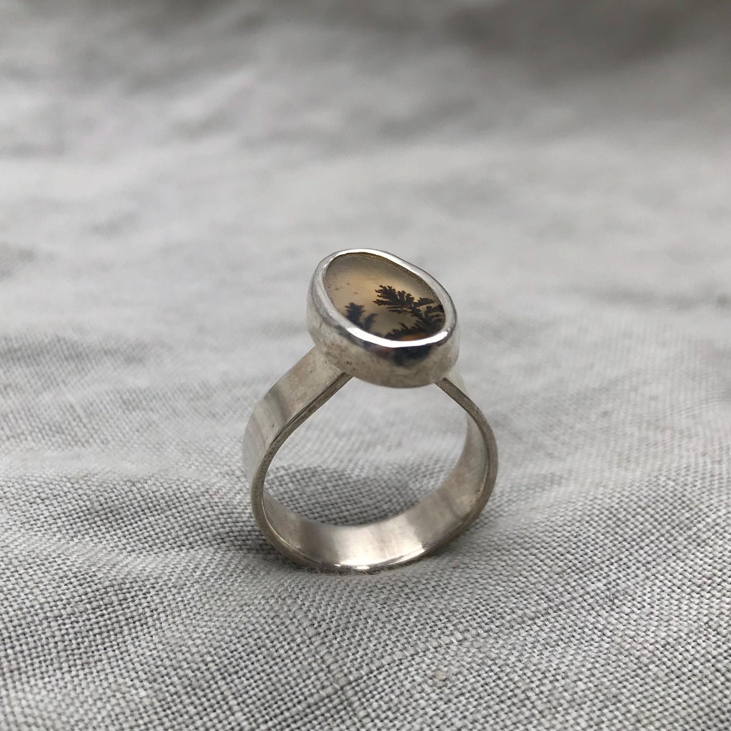 Dendritic agate ring in argentium sterling silver, size 7 1/4