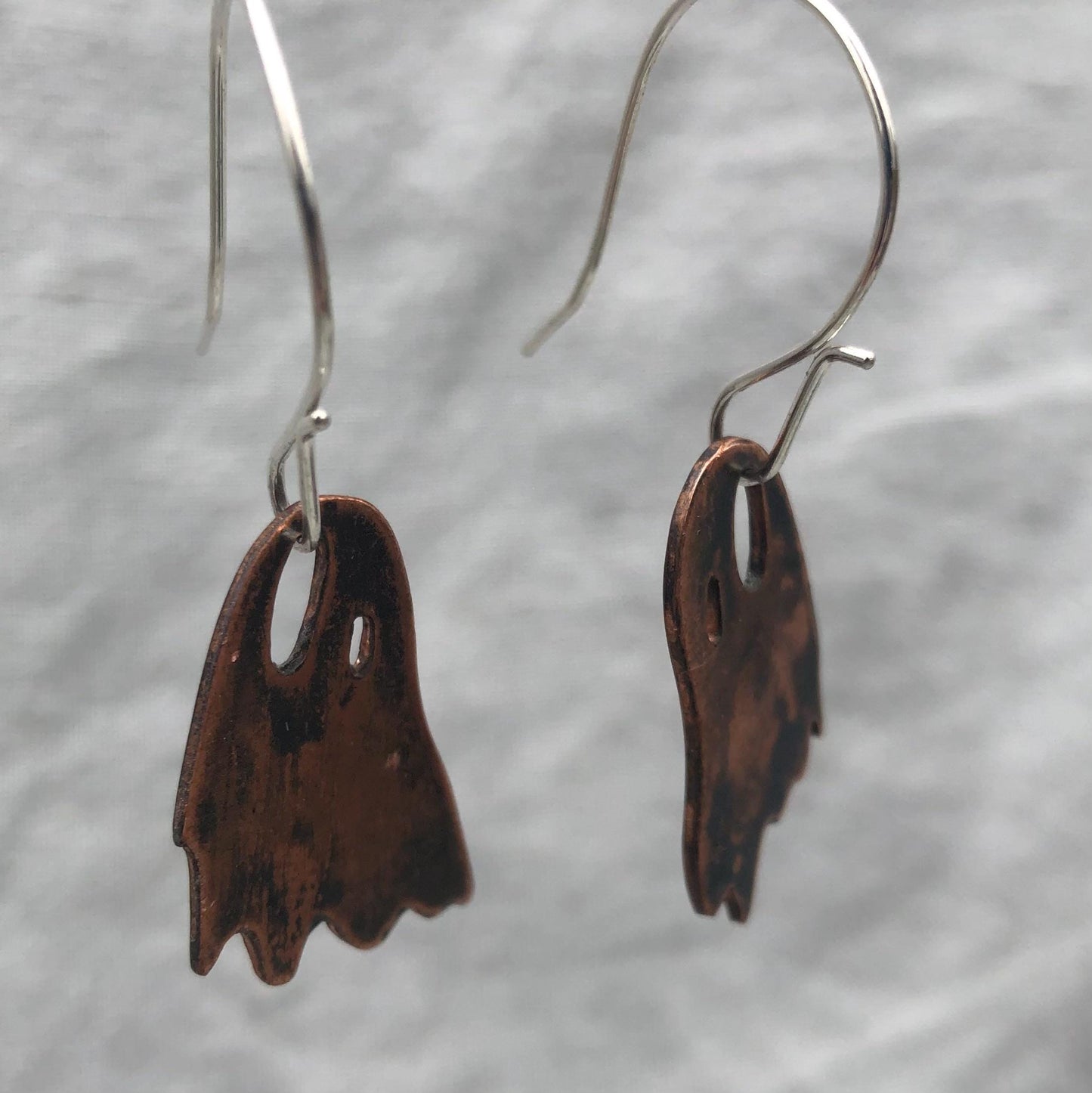 Ghost earrings in blackened copper // Halloween earrings