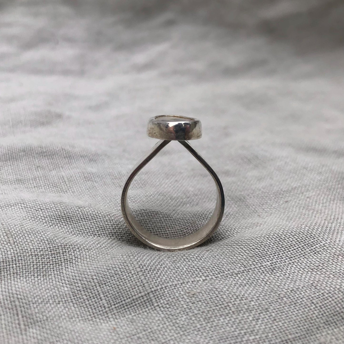 Dendritic agate ring in argentium sterling silver, size 7 1/4