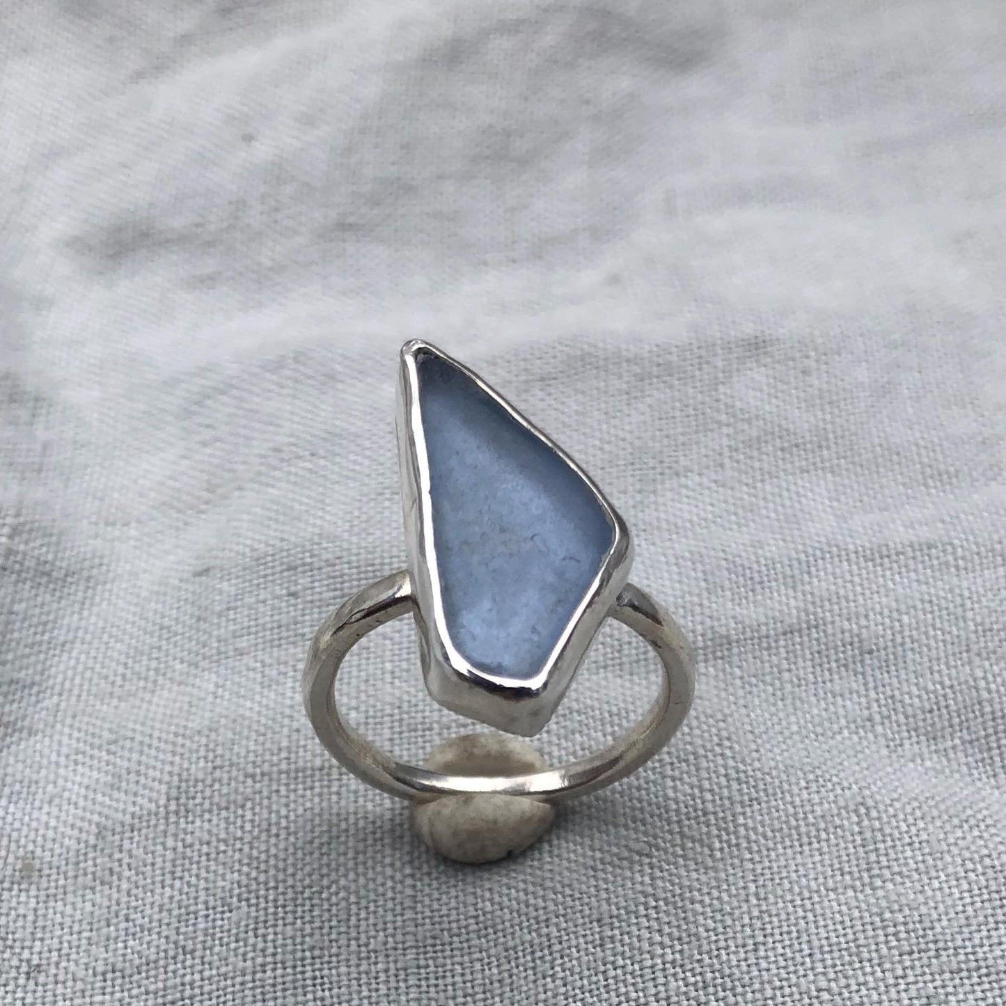 Light blue sea glass ring in argentium sterling silver // Geometric sea glass ring // Found beach glass ring // U.S. size 6 3/4