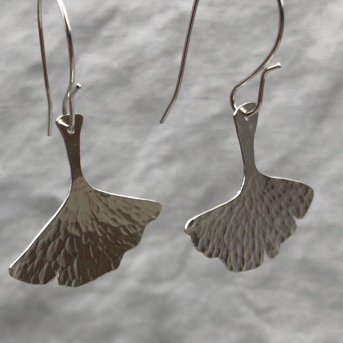 Ginkgo leaf earrings in hammered argentium sterling silver // Botanical earrings