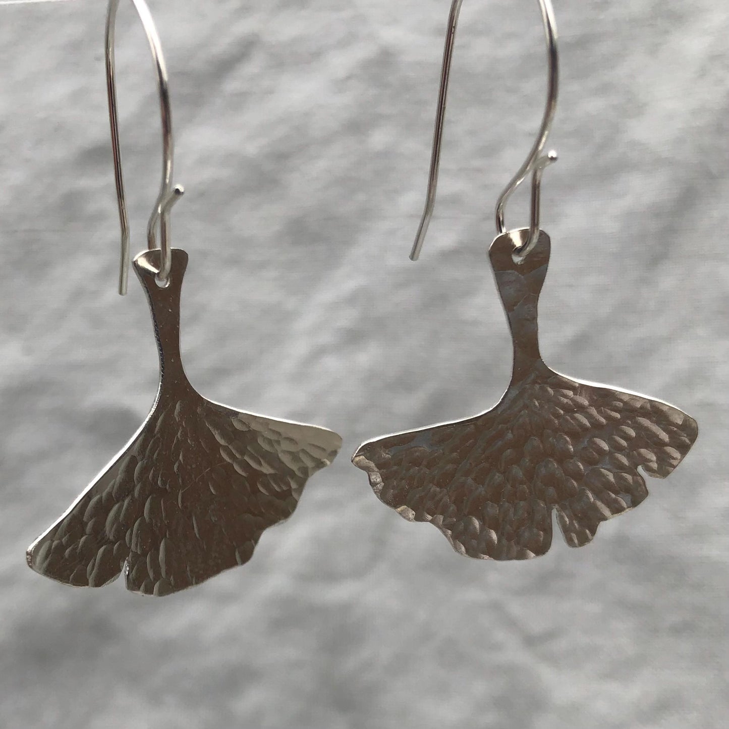 Ginkgo leaf earrings in hammered argentium sterling silver // Botanical earrings