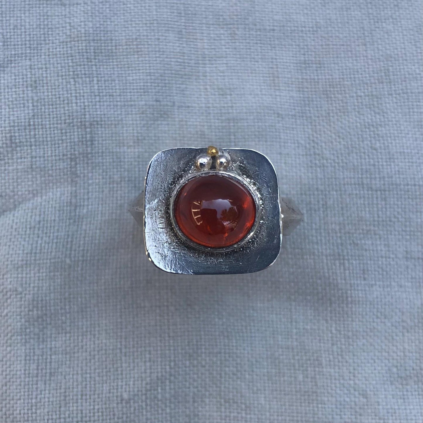 Fanta garnet ring in argentium silver and 24K gold, U.S. size 6 1/4