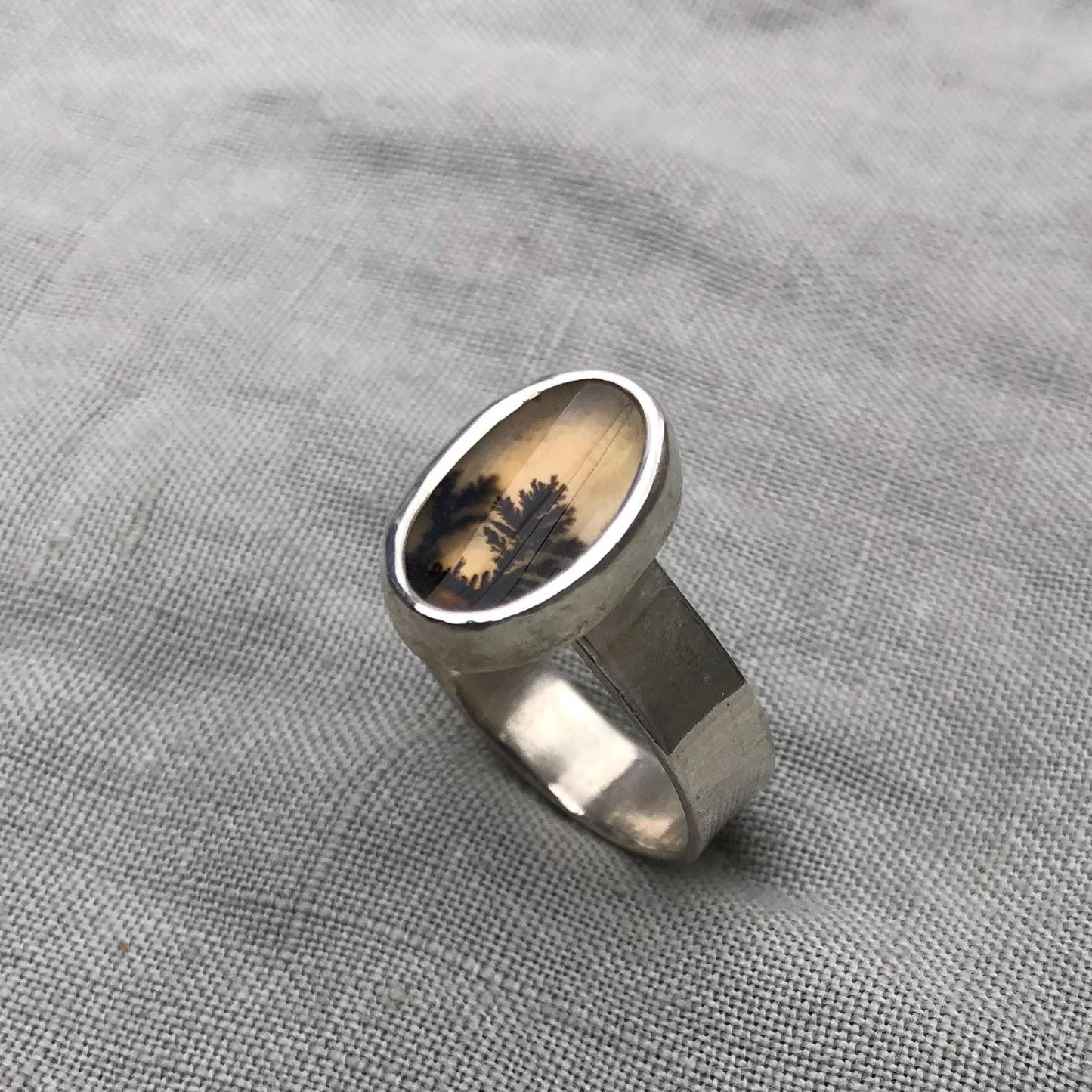 Dendritic agate ring in argentium sterling silver, size 7 1/4