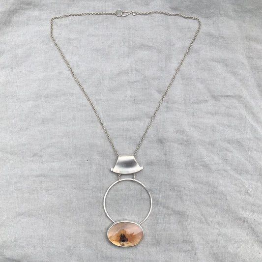 Dendritic agate statement necklace // Peach colored dendritic agate pendant