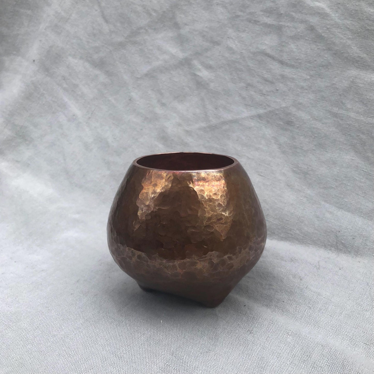 Hammered copper pot // Small hammered copper planter // Fat Pot no. 2