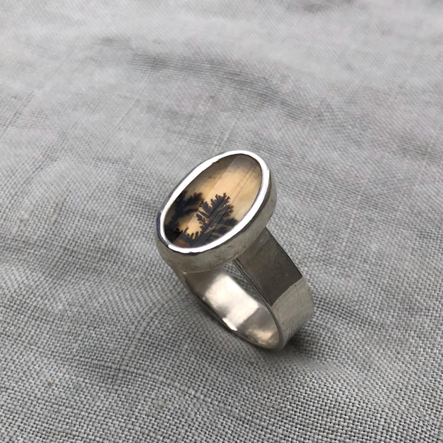 Dendritic agate ring in argentium sterling silver, size 7 1/4