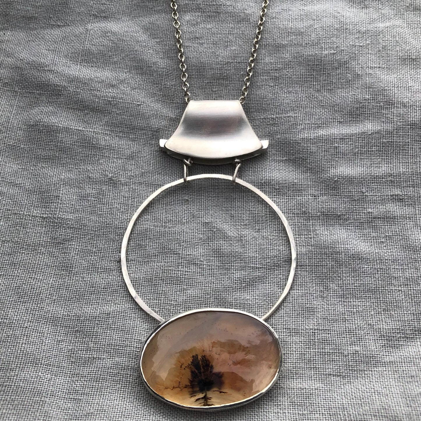 Dendritic agate statement necklace // Peach colored dendritic agate pendant