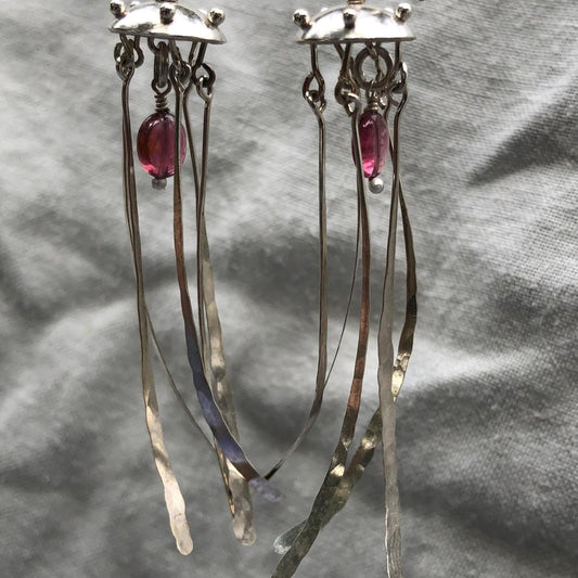 Jellyfish earrings in argentium sterling silver with pink tourmaline // Kinetic sculptural pink tourmaline earrings