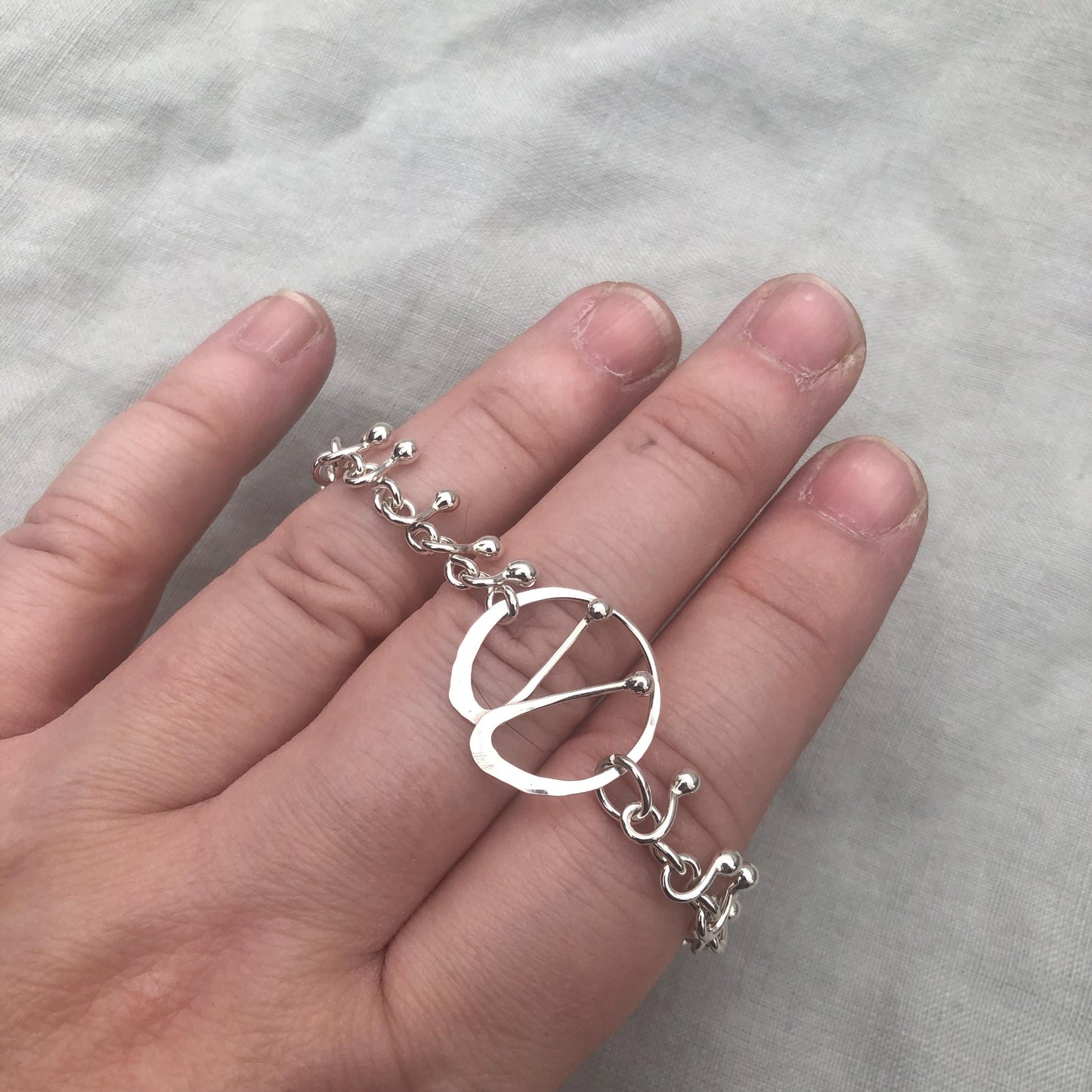 Spine bracelet in argentium sterling silver // Handmade chain bracelet