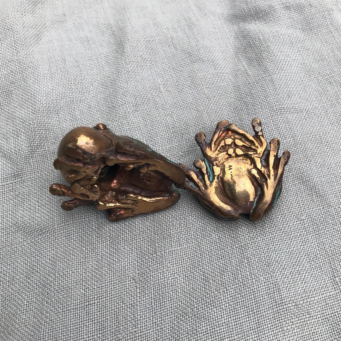 Little bronze frog figurines // Spring peepers hand-sculpted and cast in bronze in a limited edition