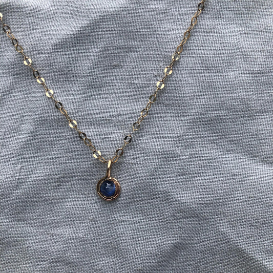 Natural blue sapphire cabochon pendant in solid 14 karat gold
