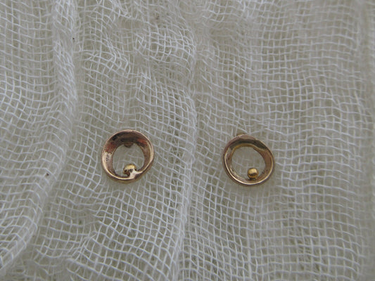 14k gold stud earrings with 24 karat spheres